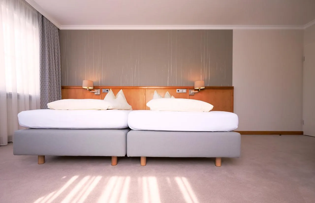 Hotel Alter Wirt Hallbergmoos